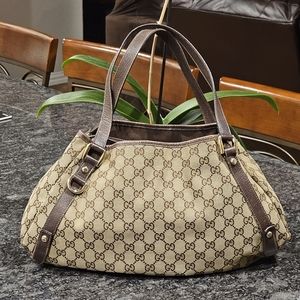 Gucci GG Signature Monogram Canvas Abbey Totebag